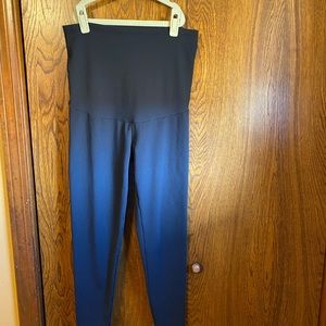 Threads 4 Thought Maternity Leggings Cropped